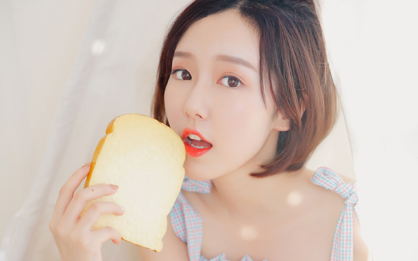 巴萨主场取胜,全队精神状态饱满,巴萨主场1-2遭对手逆转