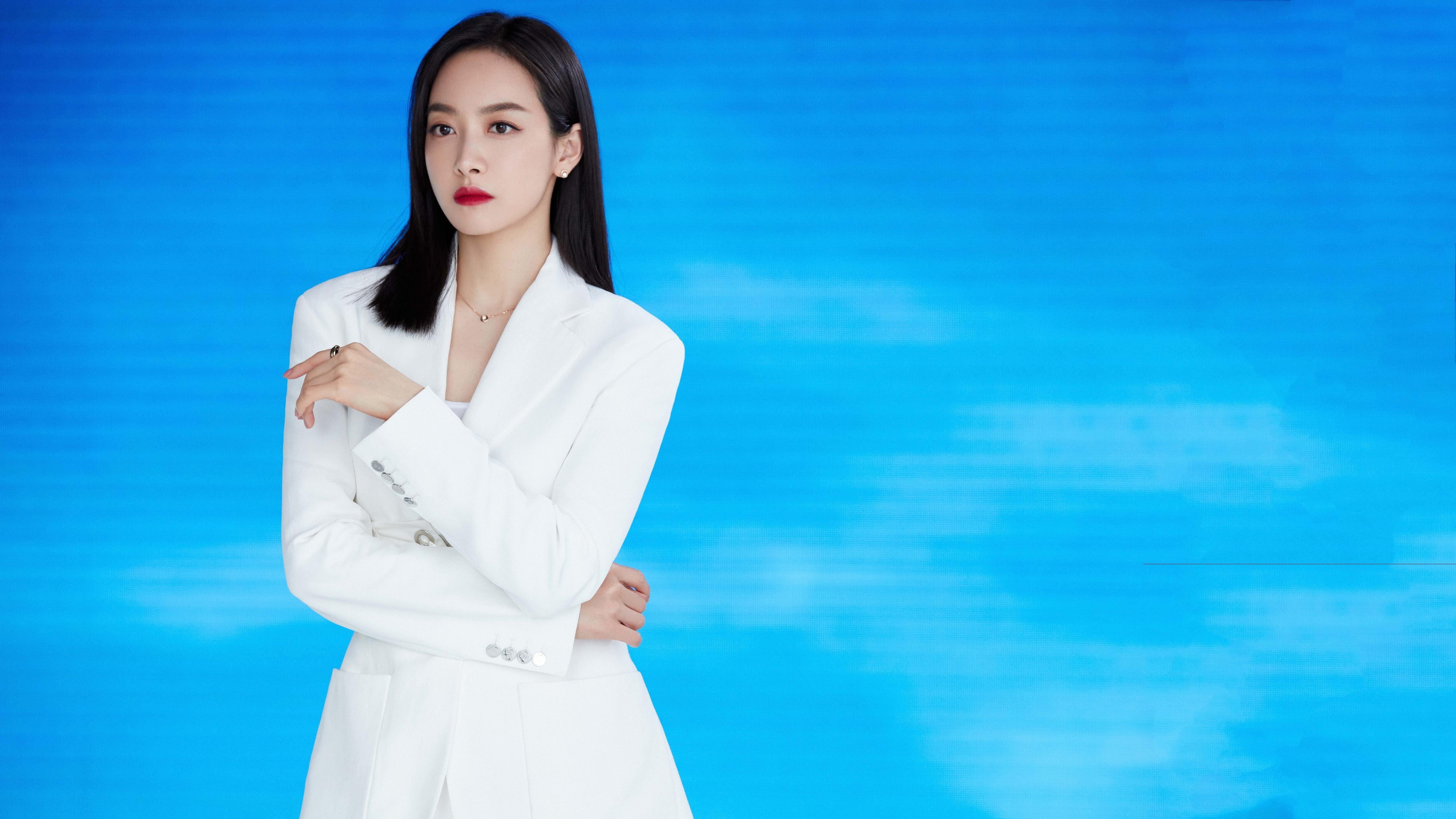 划水深度对蝶泳速度的影响,蝶泳s型划水好还是i